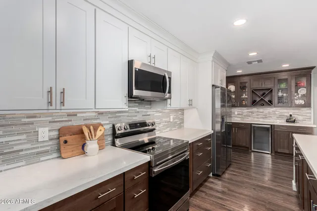 $559,900 | 5417 West Beck Lane, Glendale, AZ 85306