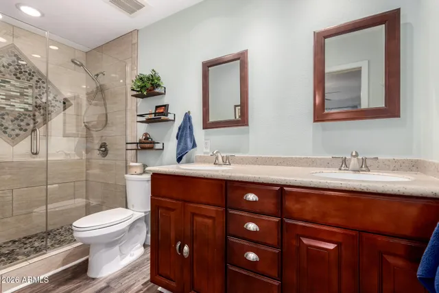 $559,900 | 5417 West Beck Lane, Glendale, AZ 85306