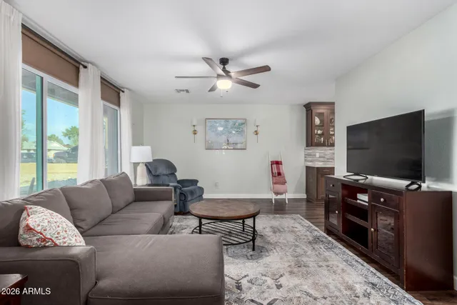 $559,900 | 5417 West Beck Lane, Glendale, AZ 85306