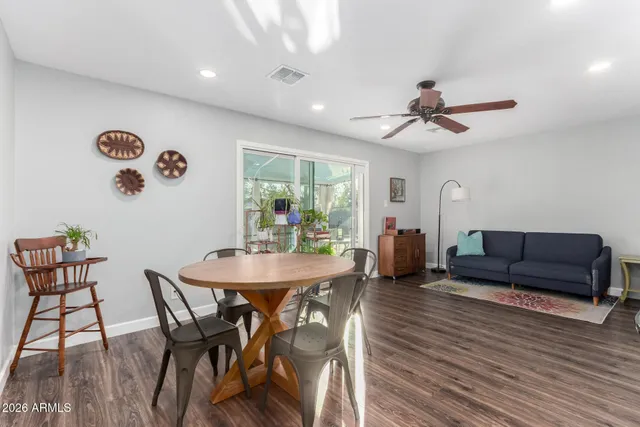 $559,900 | 5417 West Beck Lane, Glendale, AZ 85306