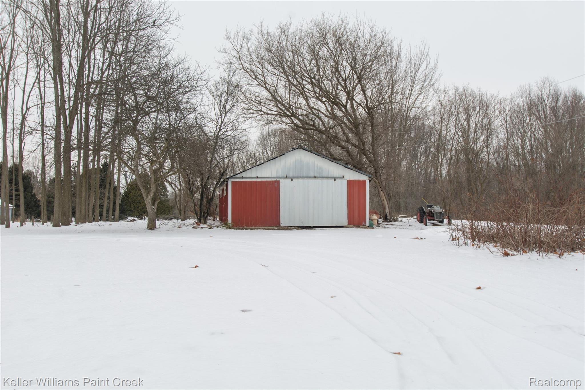 2421 Atwell Road Attica, MI 48412 - Photo 3 of 29 A1D_6248.jpg