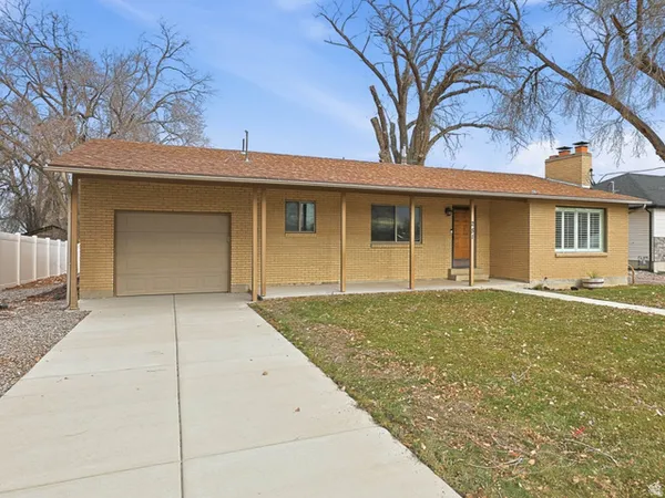 $475,000 | 251 East Clark Street, Grantsville, UT 84029