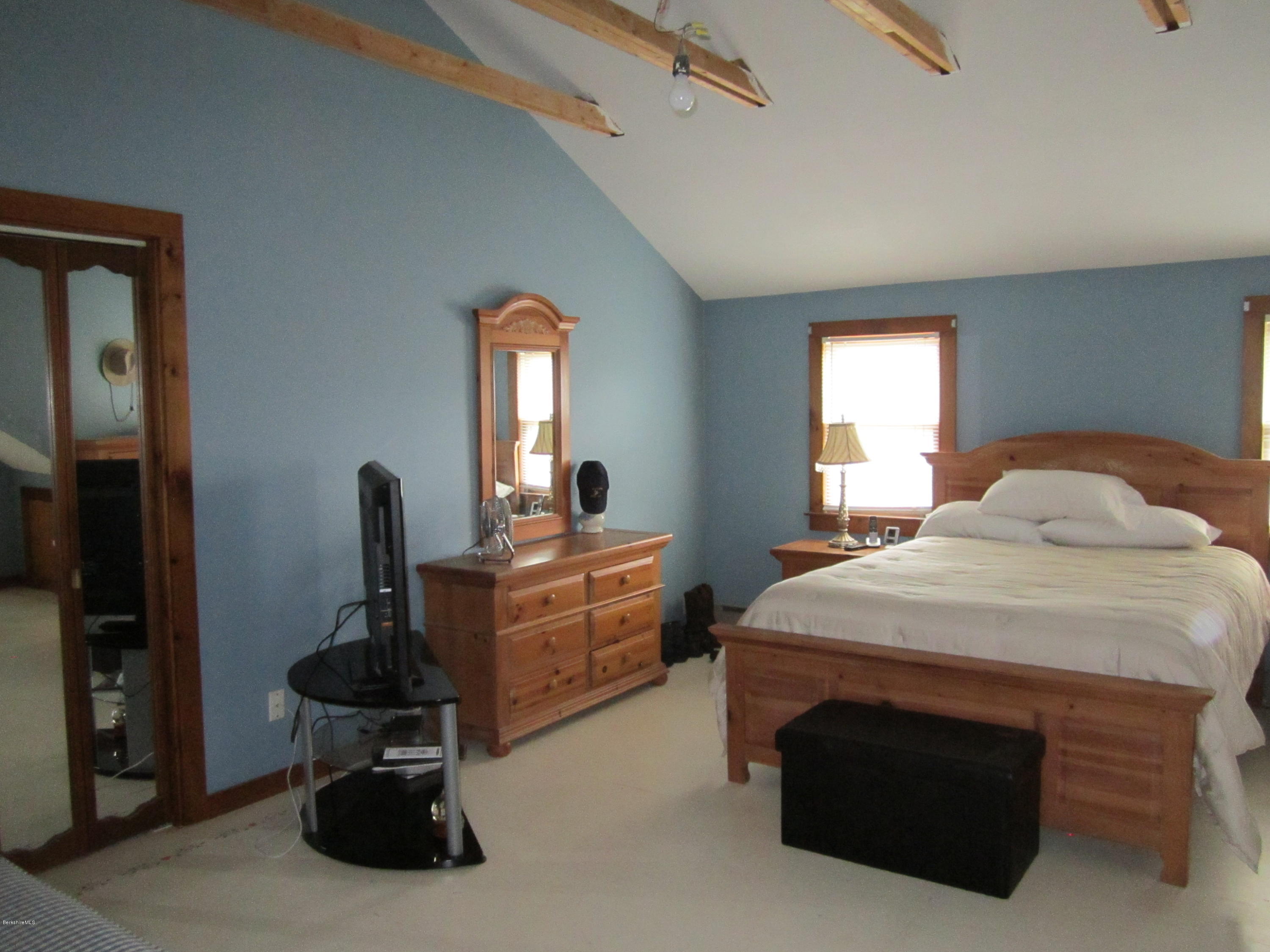 8 Walnut Street Adams, MA 01220 - Photo 15 of 35 8 walnut adams 049