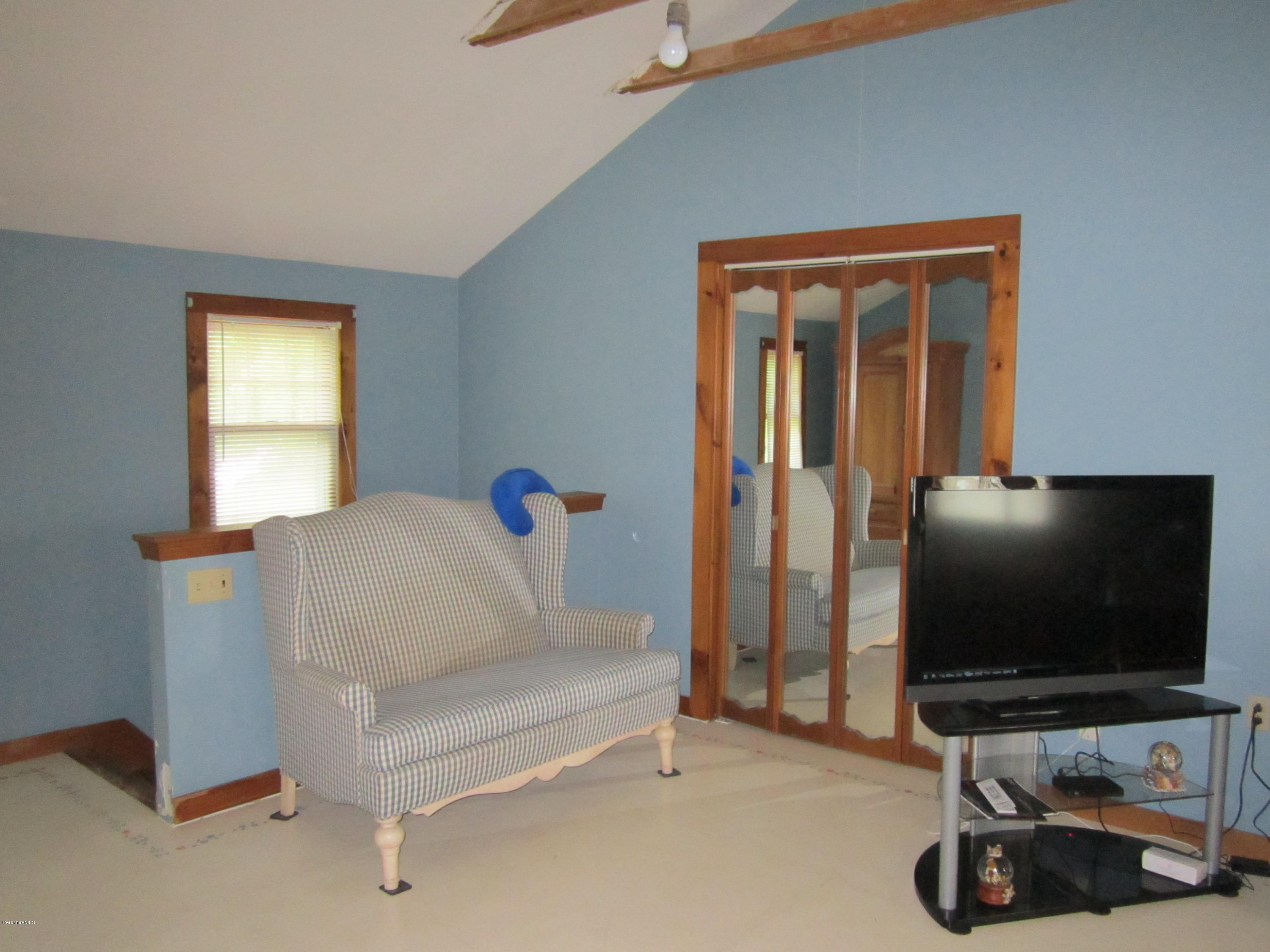 8 Walnut Street Adams, MA 01220 - Photo 16 of 35 8 walnut adams 050