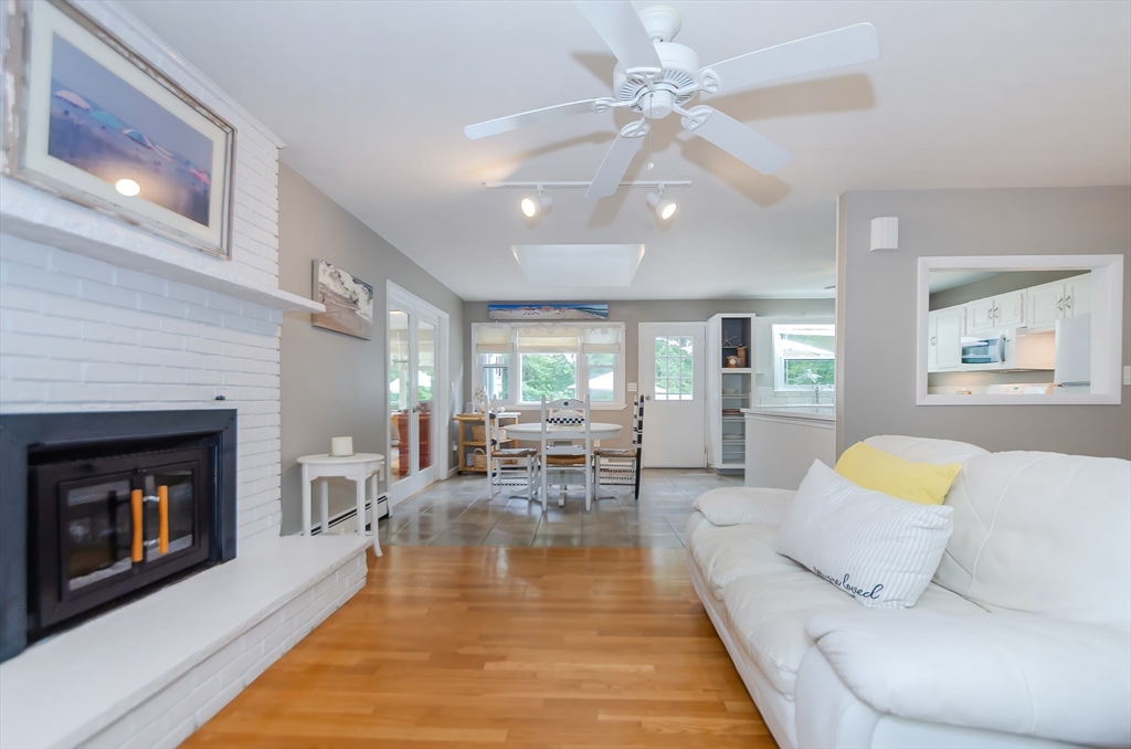 4 Wilson Street Wareham, MA 02571 - Photo 3 of 29