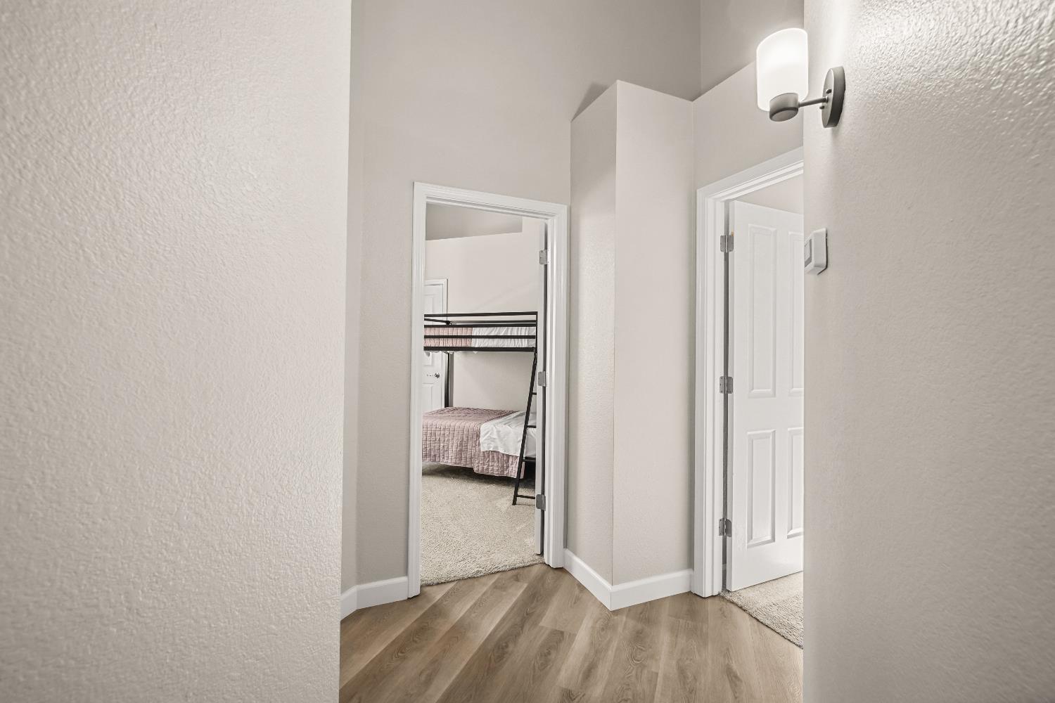 236 Rochelle Court Roseville, CA 95661 - Photo 20 of 30 Hallway