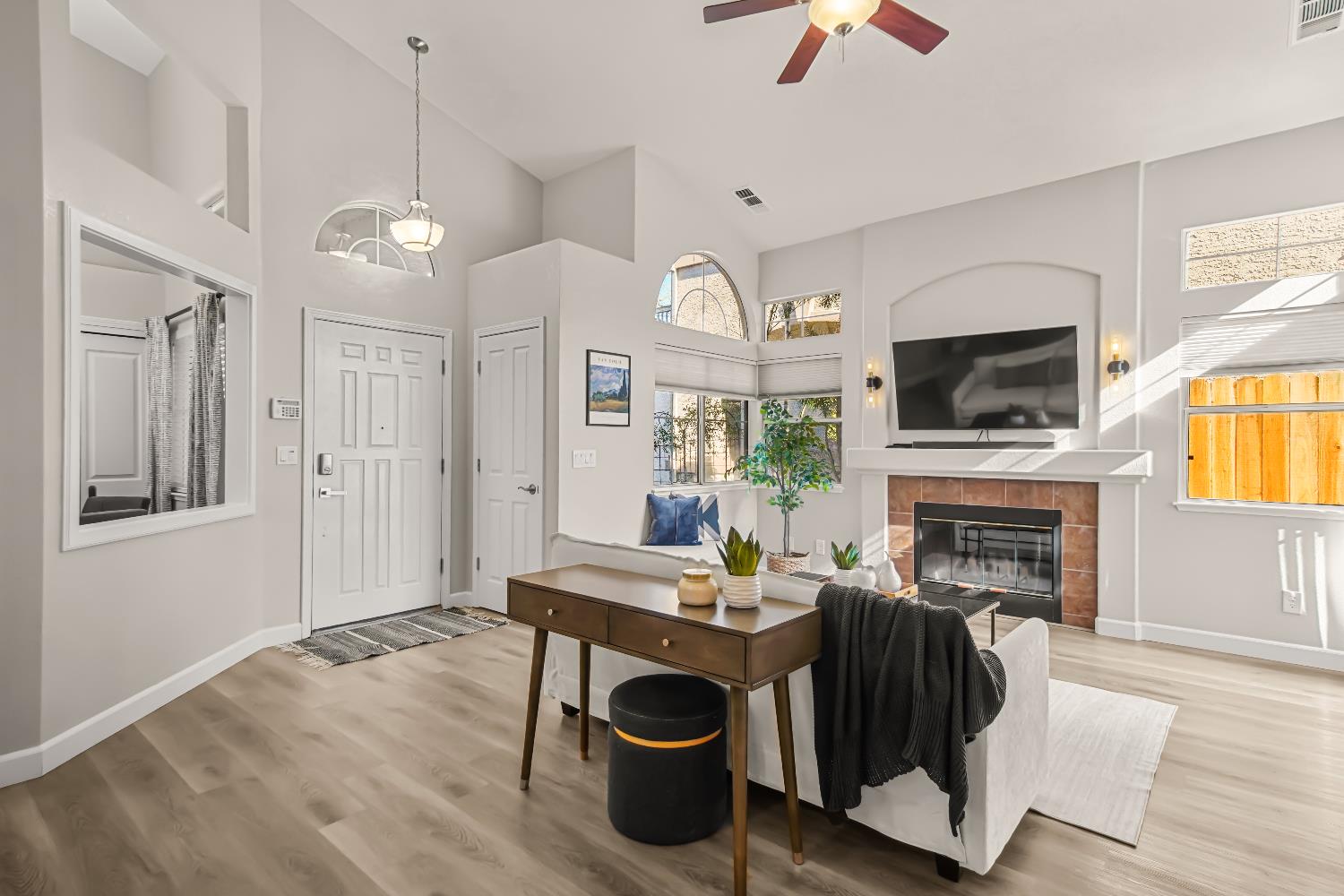 236 Rochelle Court Roseville, CA 95661 - Photo 7 of 30