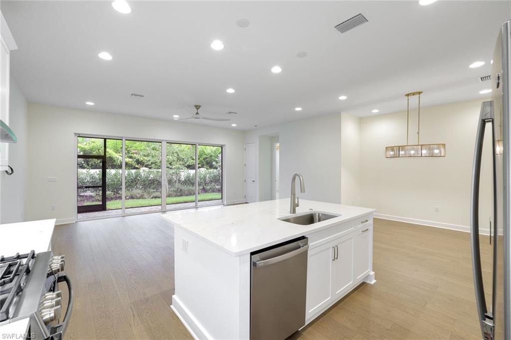 2687 Ridgecrest Place Naples, FL 34112 - Photo 4 of 30