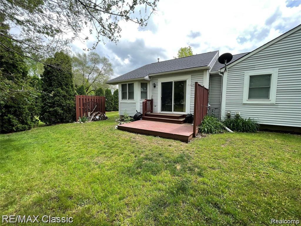 2197 North Milford Road Highland, MI 48357 - Photo 1 of 6