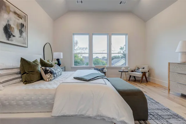 $1,650,000 | 608 East 26th Street, Houston, TX 77008