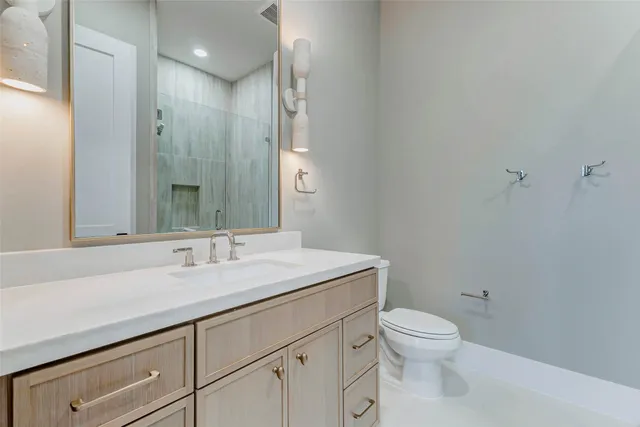 $1,650,000 | 608 East 26th Street, Houston, TX 77008