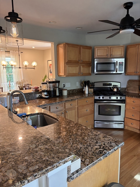 20 Robinwood Road Dedham, MA 02026 - Photo 9 of 17