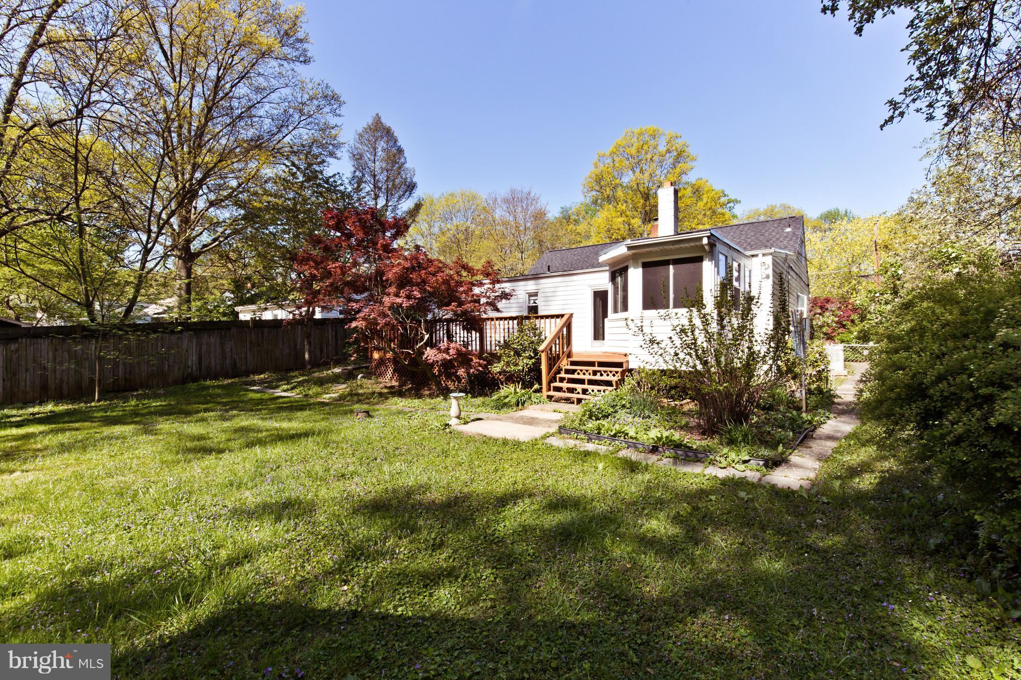 6632 Barrett Road Falls Church, VA 22042 - Photo 11 of 22 Exterior (General)