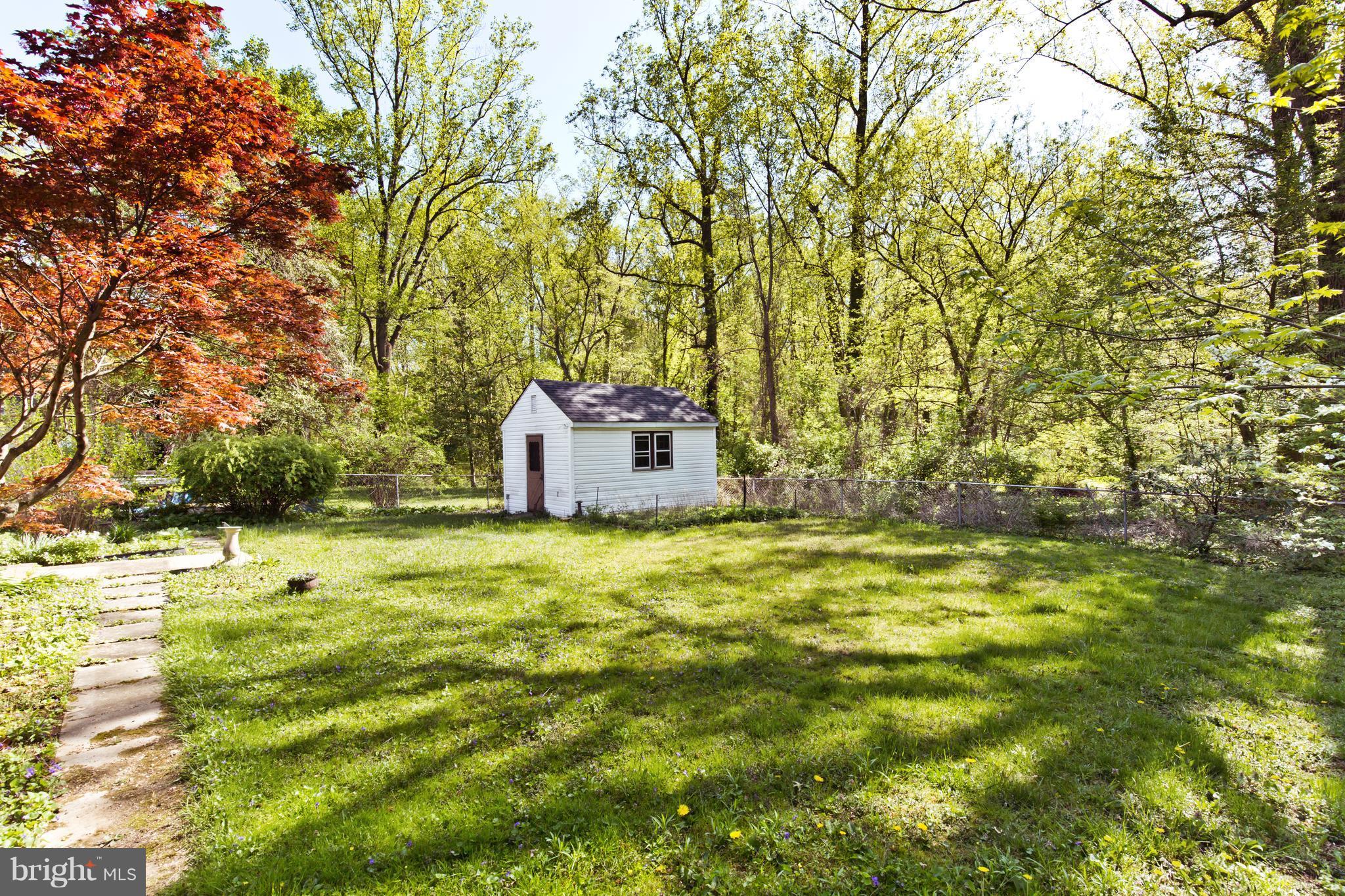 6632 Barrett Road Falls Church, VA 22042 - Photo 9 of 22 Exterior (General)