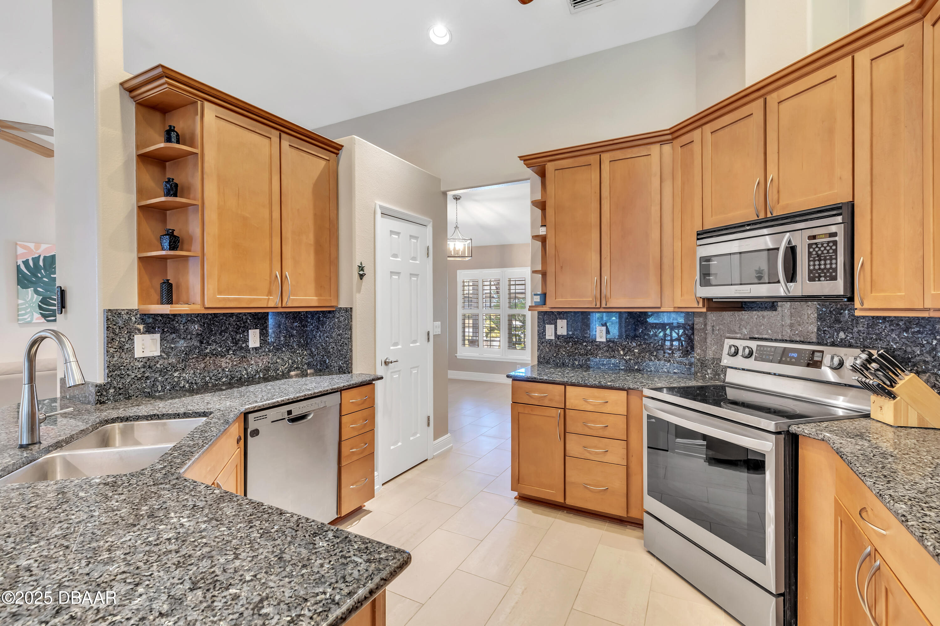 610 Renner Road Port Orange, FL 32127 - Photo 26 of 64 b - Interior (18)