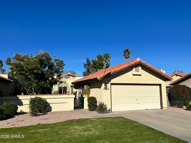 $1,950 | 2232 East Fairview Avenue, Mesa, AZ 85204