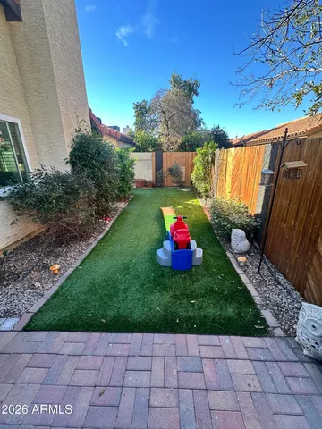 $1,950 | 2232 East Fairview Avenue, Mesa, AZ 85204