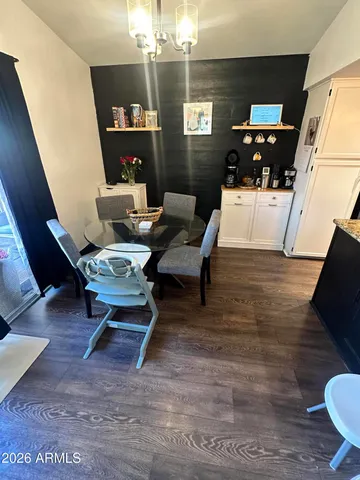 $1,950 | 2232 East Fairview Avenue, Mesa, AZ 85204