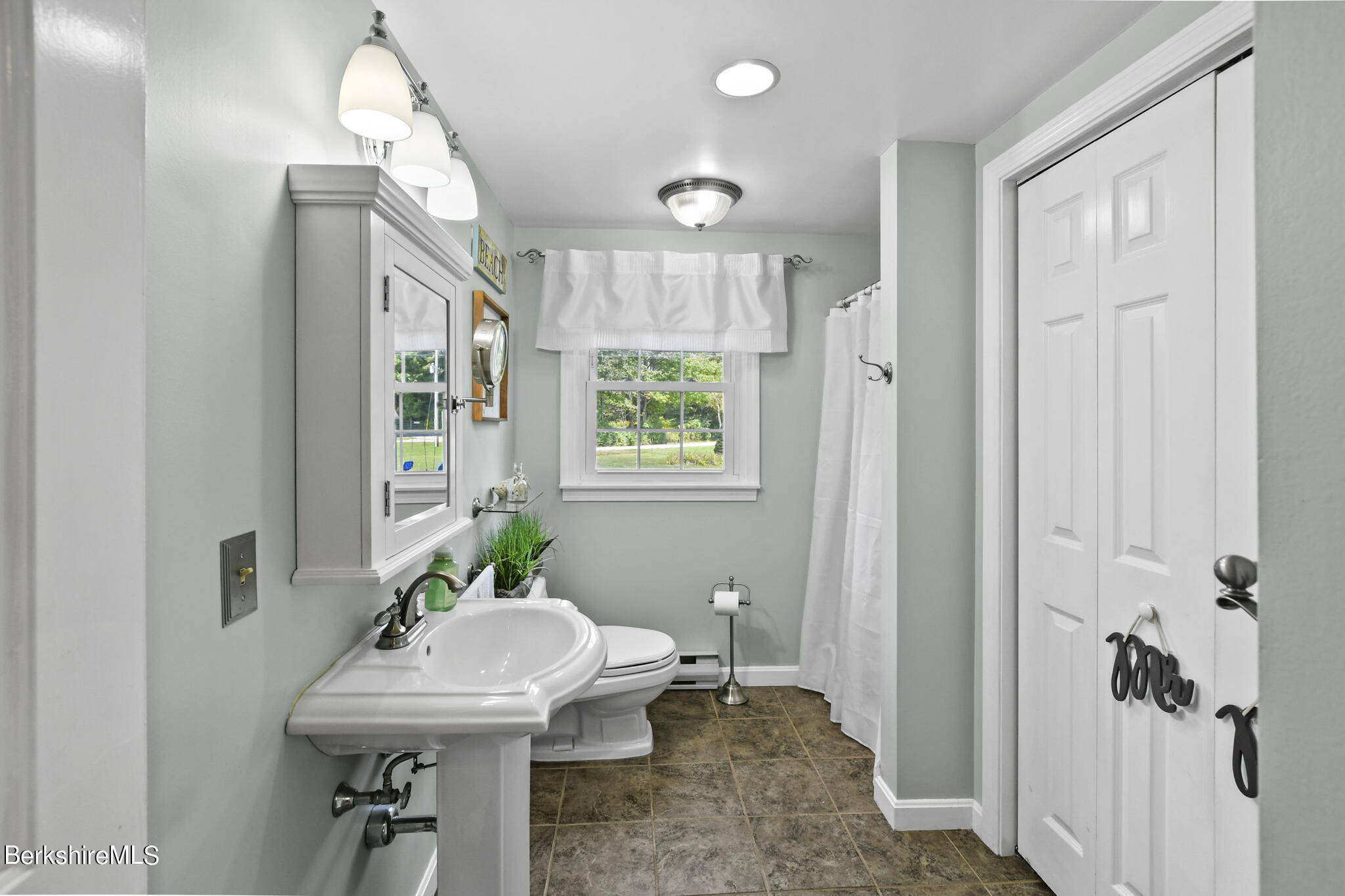 2774 Hancock Road Hancock, MA 01267 - Photo 12 of 43 Bathroom