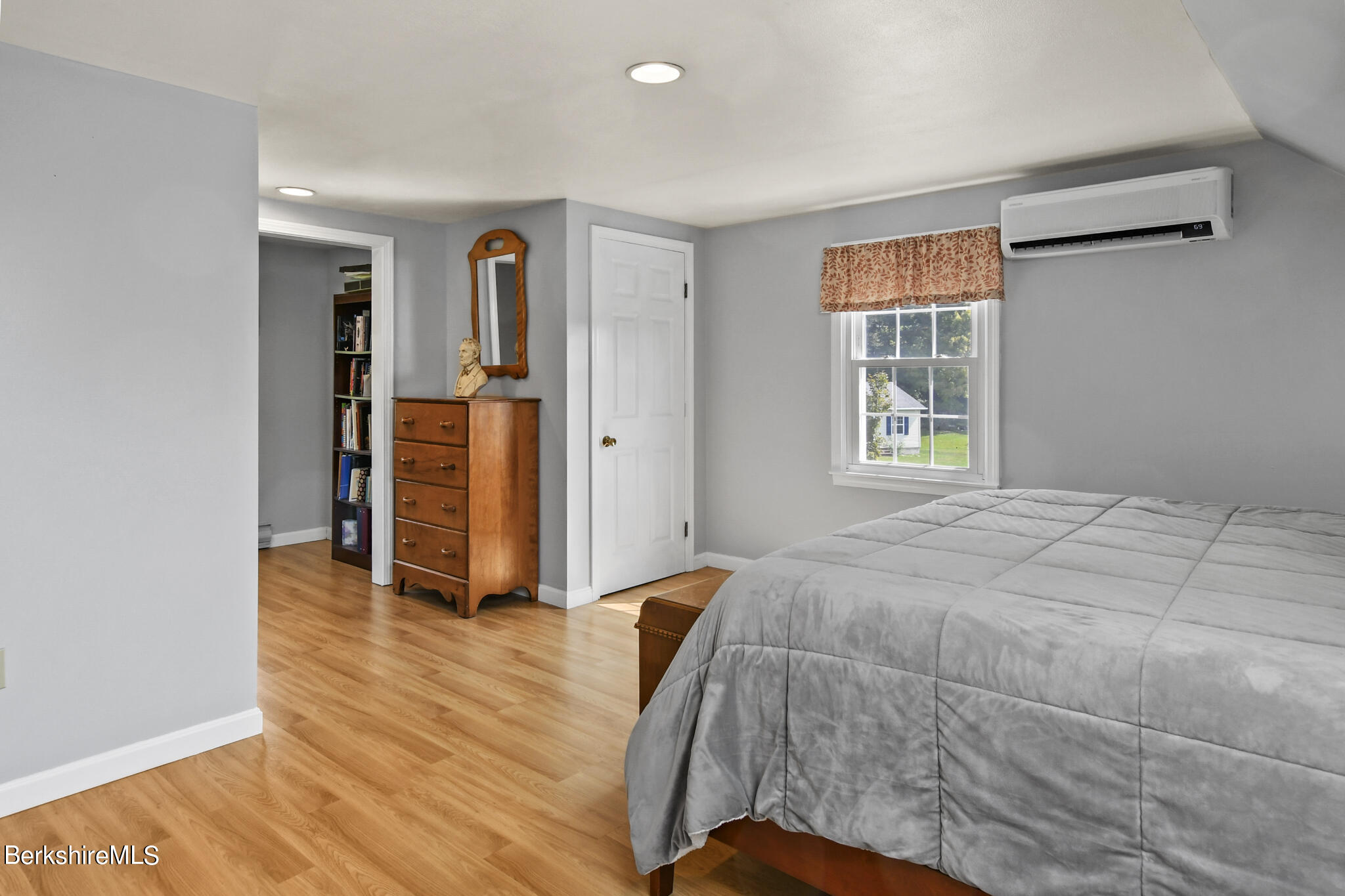 2774 Hancock Road Hancock, MA 01267 - Photo 21 of 43 Bedroom