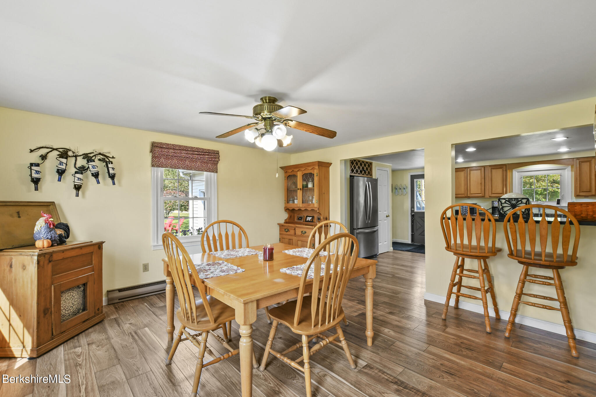 2774 Hancock Road Hancock, MA 01267 - Photo 10 of 43 Diningroom