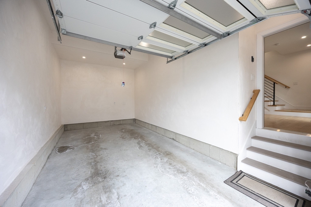 25 Tolman Street, Unit 2 Waltham, MA 02453 - Photo 40 of 42