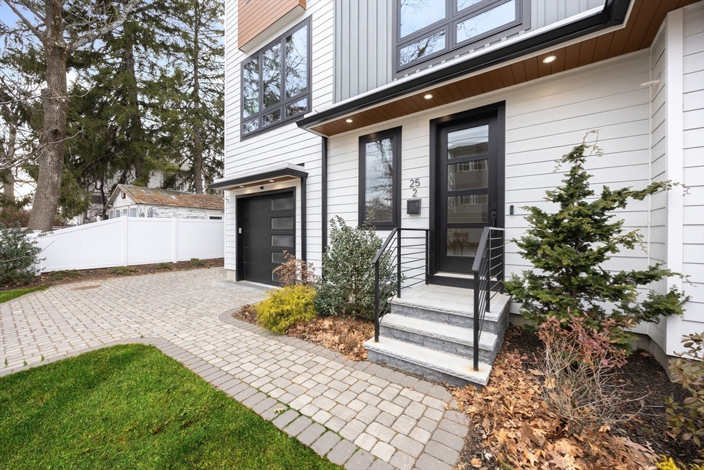 25 Tolman Street, Unit 2 Waltham, MA 02453 - Photo 6 of 42