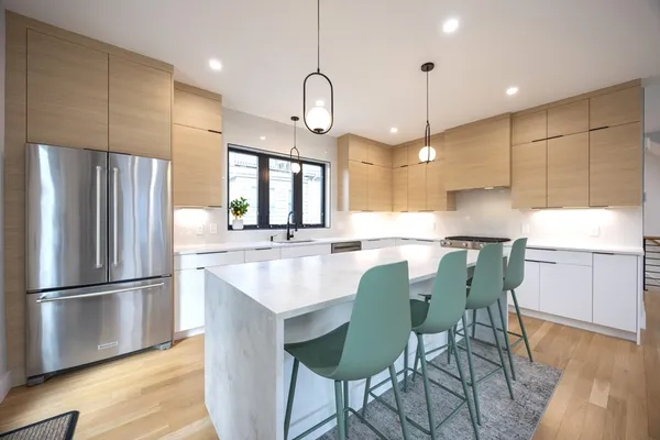 $1,295,000 | 25 Tolman Street, Unit 2, Waltham, MA 02453