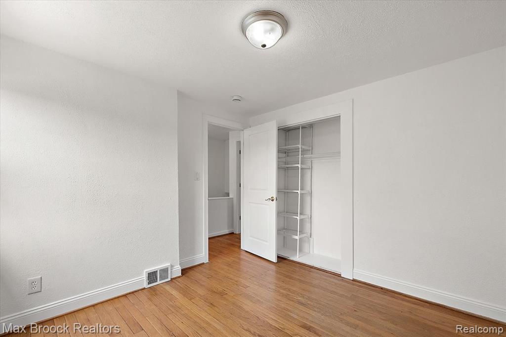 1652 Graefield Road Birmingham, MI 48009 - Photo 24 of 35