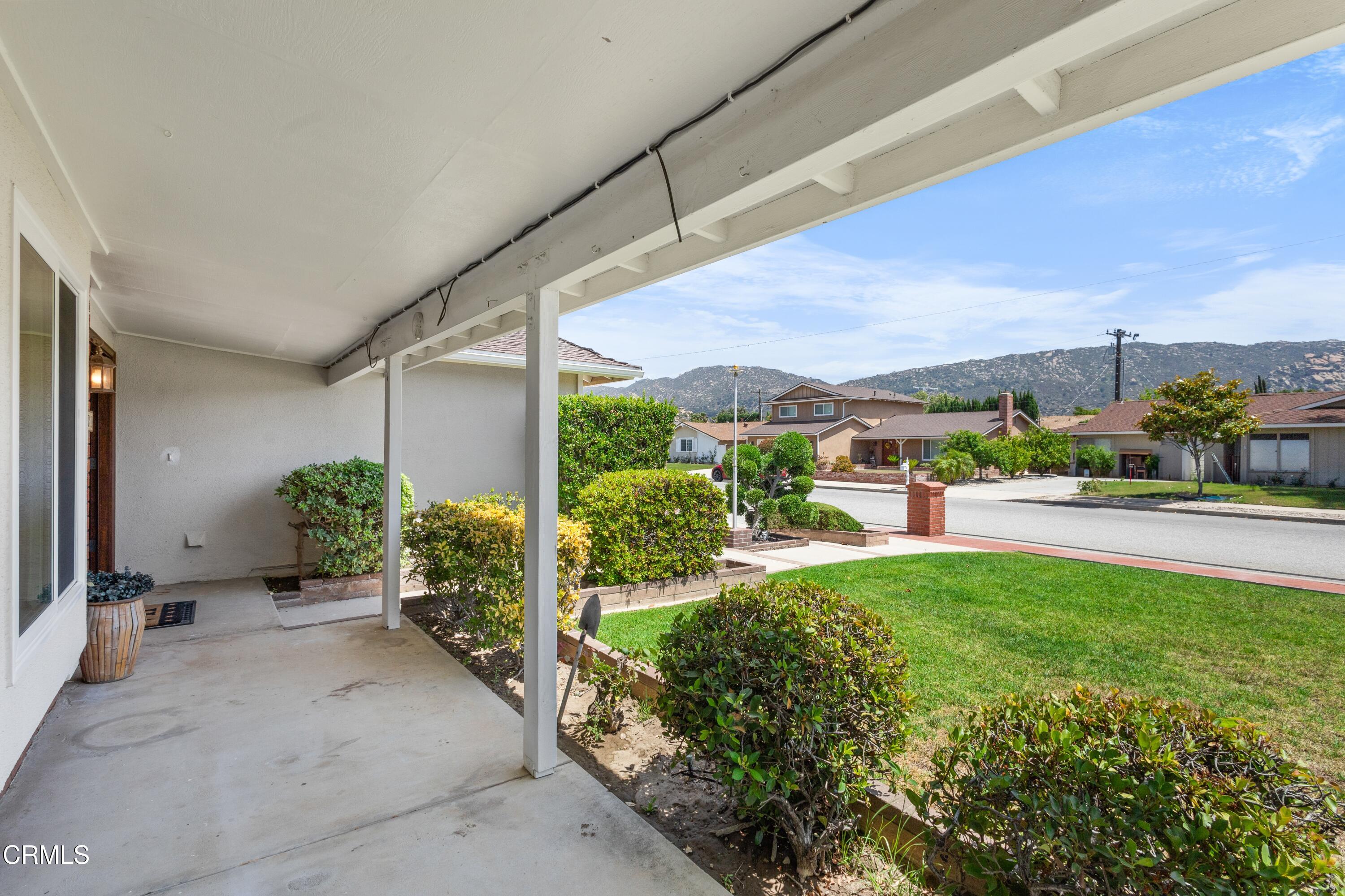 6421 Almar Street Simi Valley, CA 93063 - Photo 4 of 43 IMG_1856-compressed