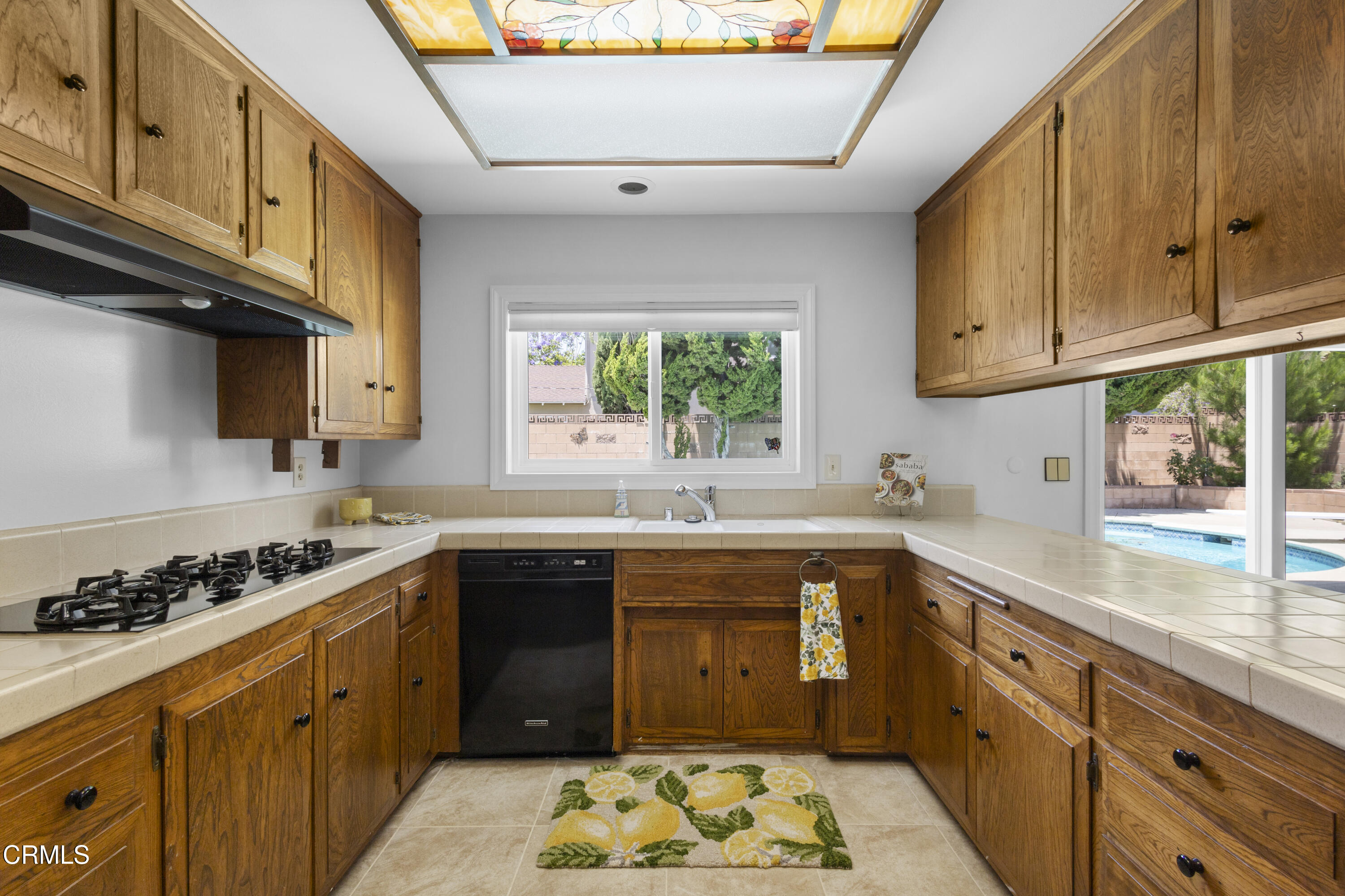 6421 Almar Street Simi Valley, CA 93063 - Photo 9 of 43 IMG_1694