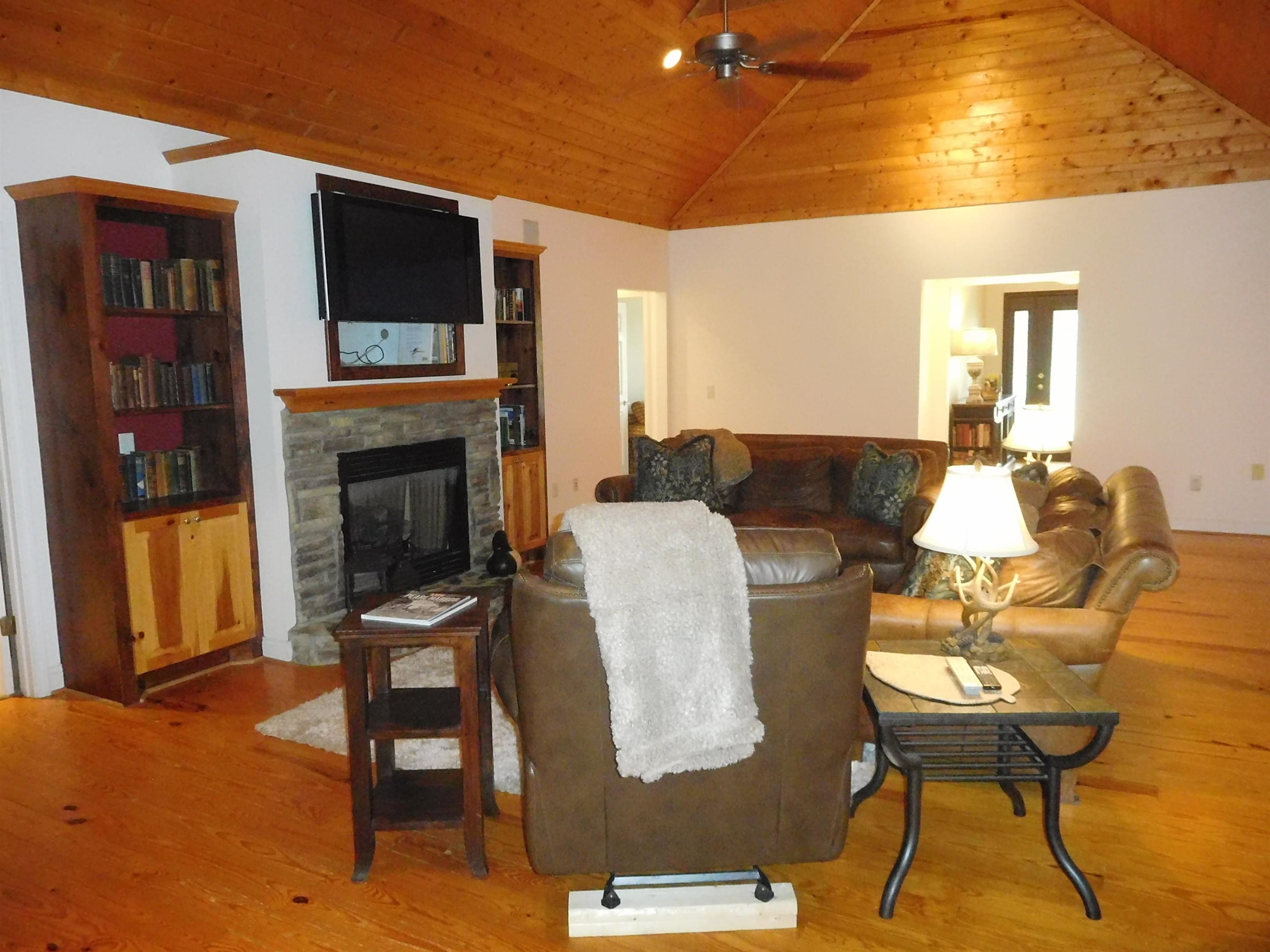 139 Lakewinds Drive Gaffney, SC 29341 - Photo 6 of 44