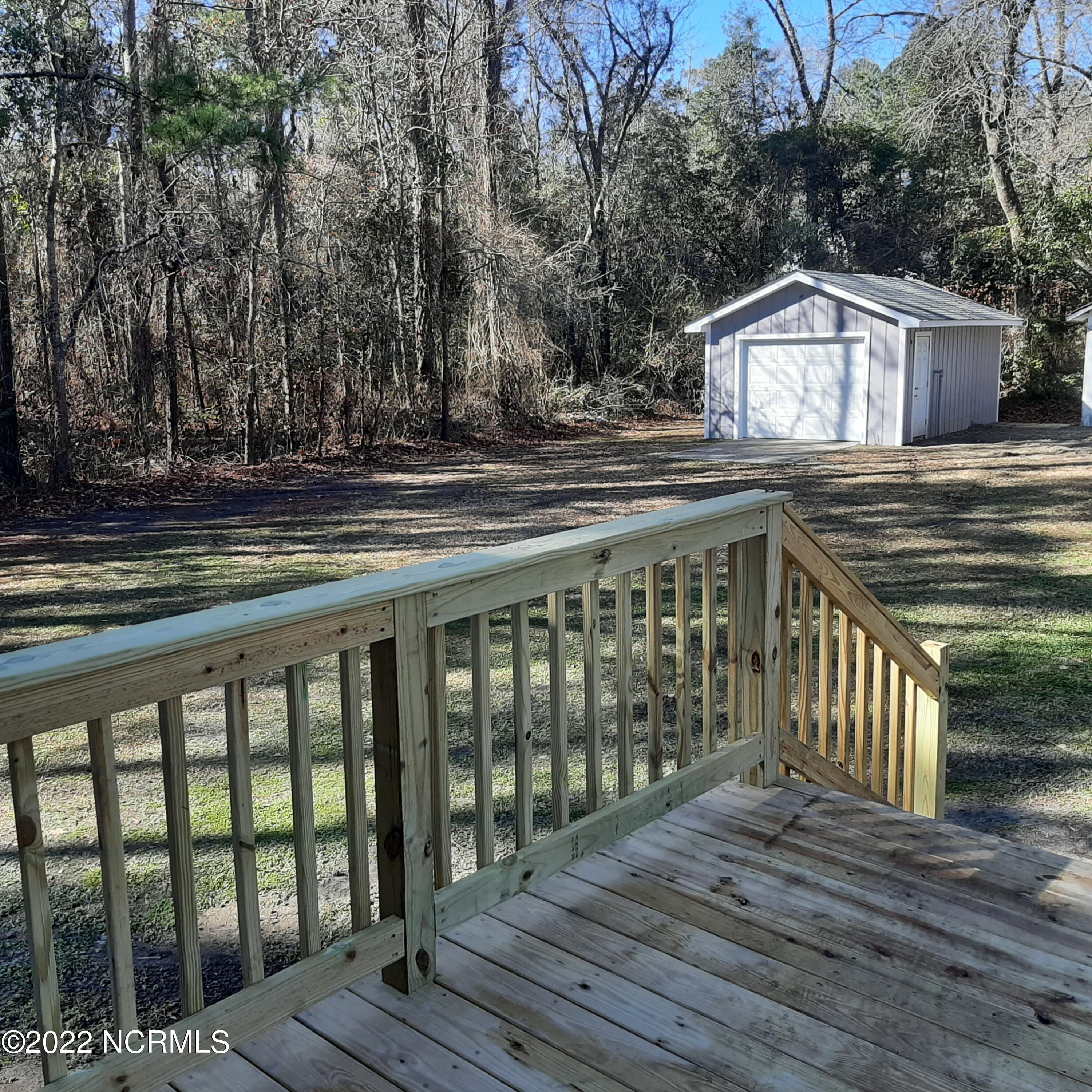 265 Horseshoe Loop Road Burgaw, NC 28425 - Photo 24 of 33 024