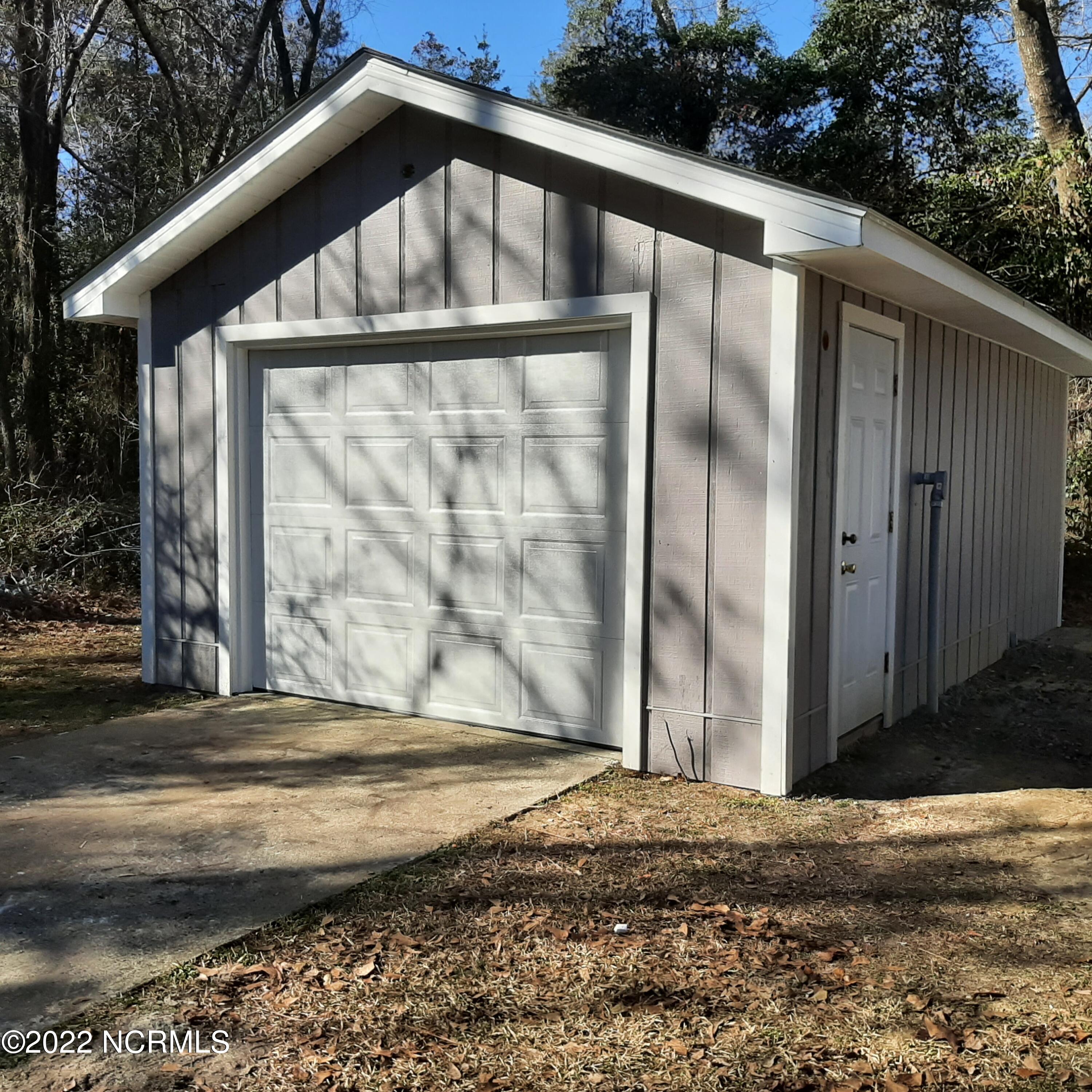 265 Horseshoe Loop Road Burgaw, NC 28425 - Photo 31 of 33 031