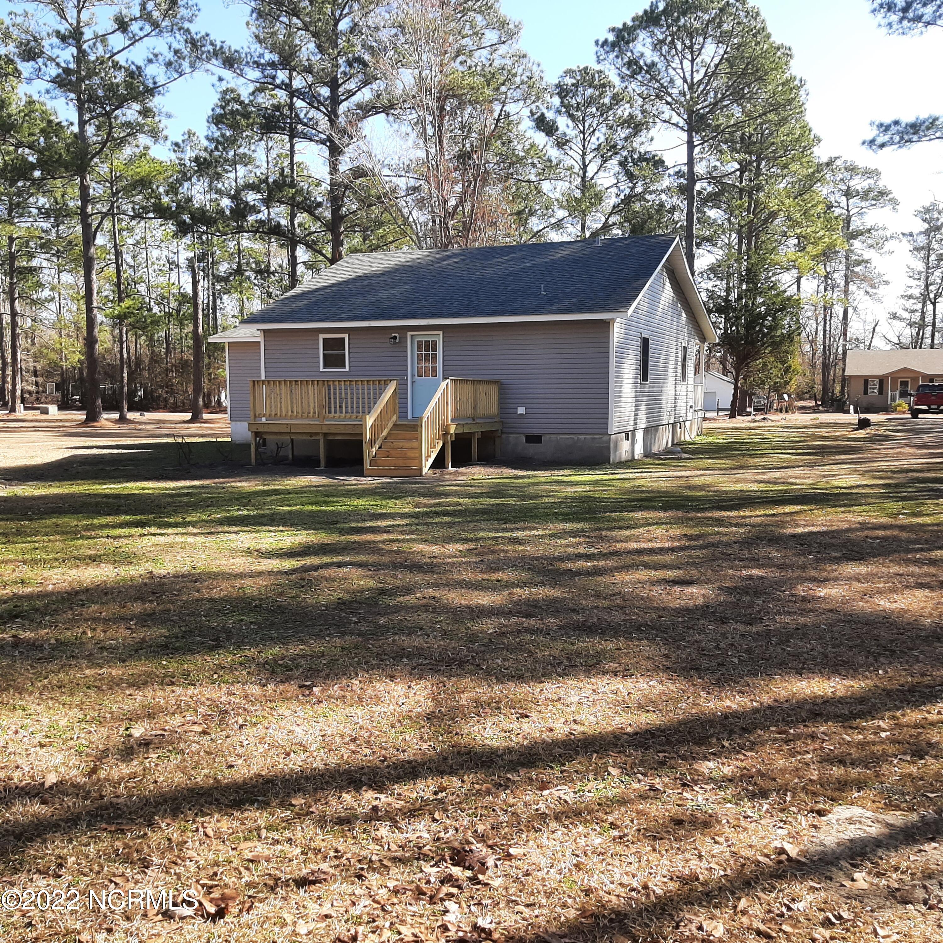 265 Horseshoe Loop Road Burgaw, NC 28425 - Photo 32 of 33 032