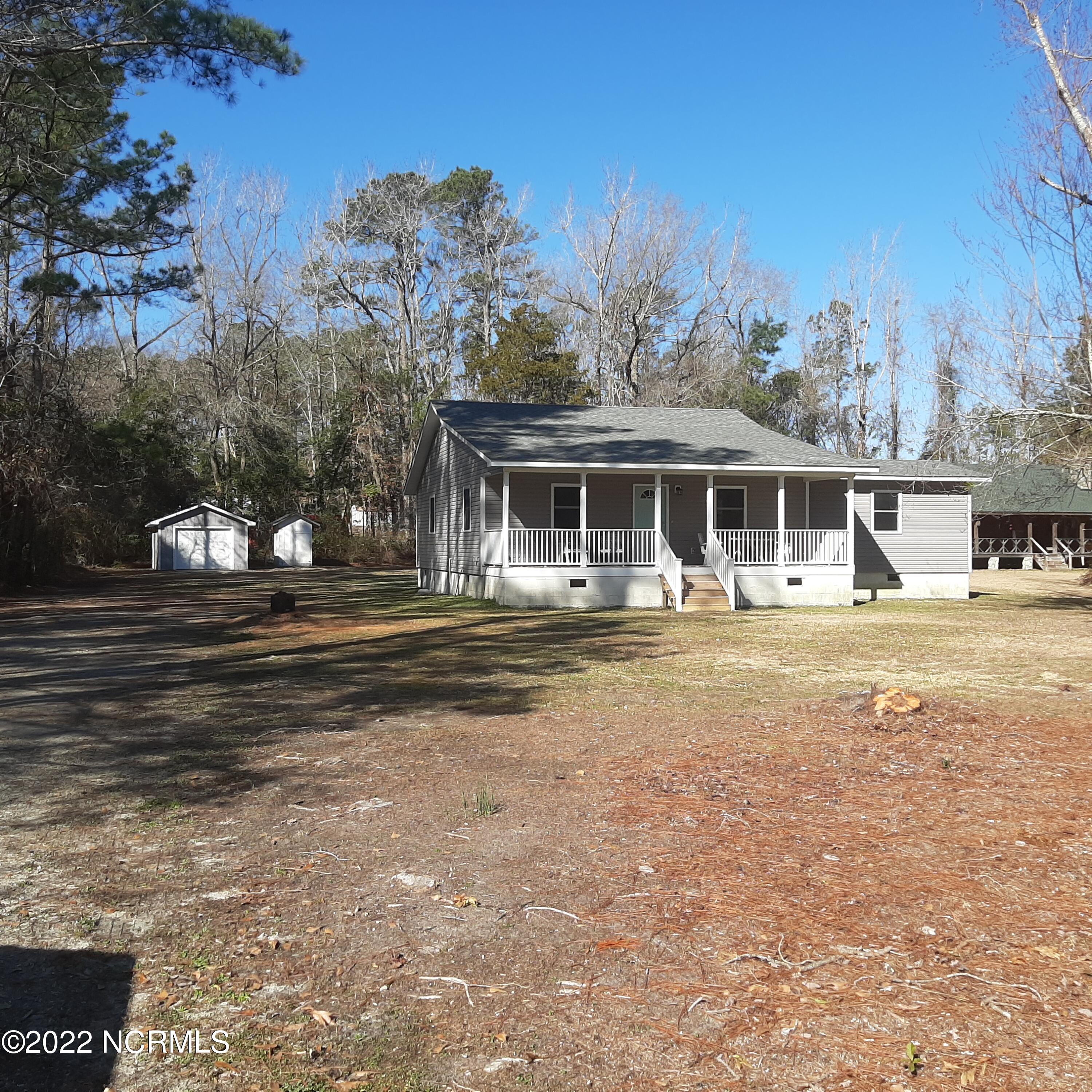 265 Horseshoe Loop Road Burgaw, NC 28425 - Photo 4 of 33 003