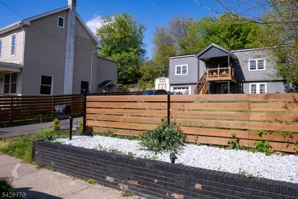 $2,700 | 315 Warren Street, Phillipsburg, NJ 08865