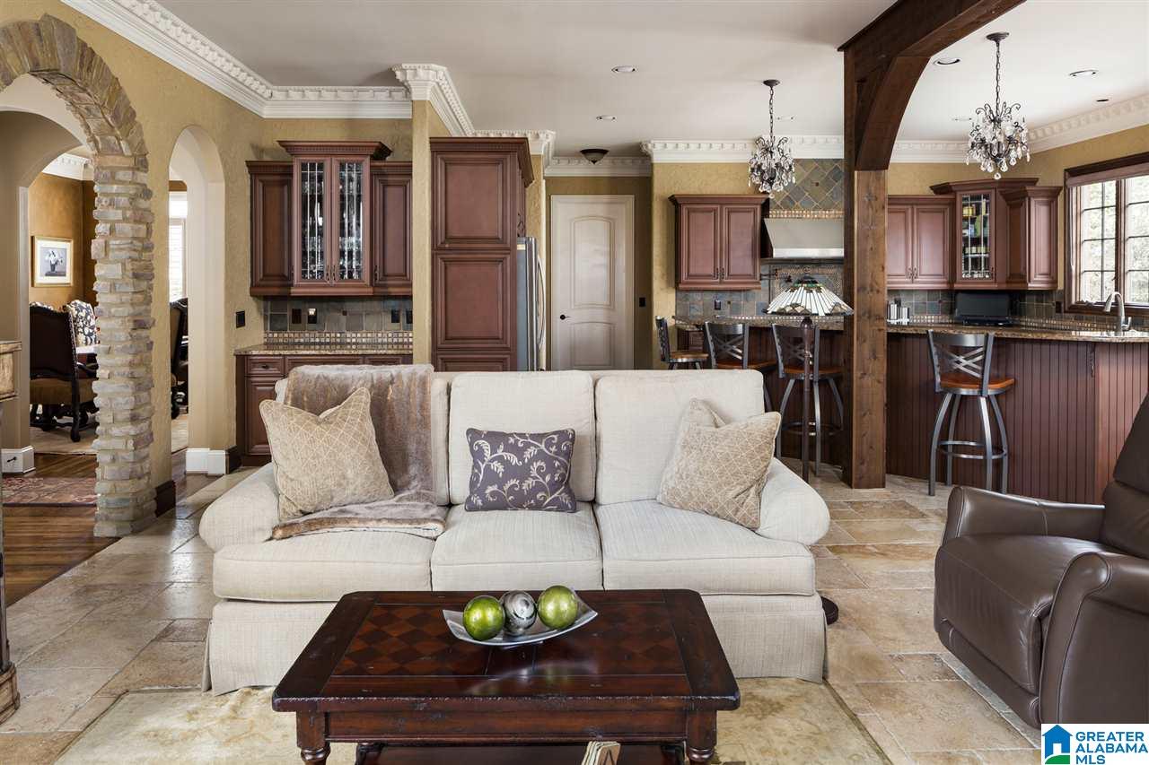 5508 Brocks Pass Birmingham, AL 35244 - Photo 3 of 42