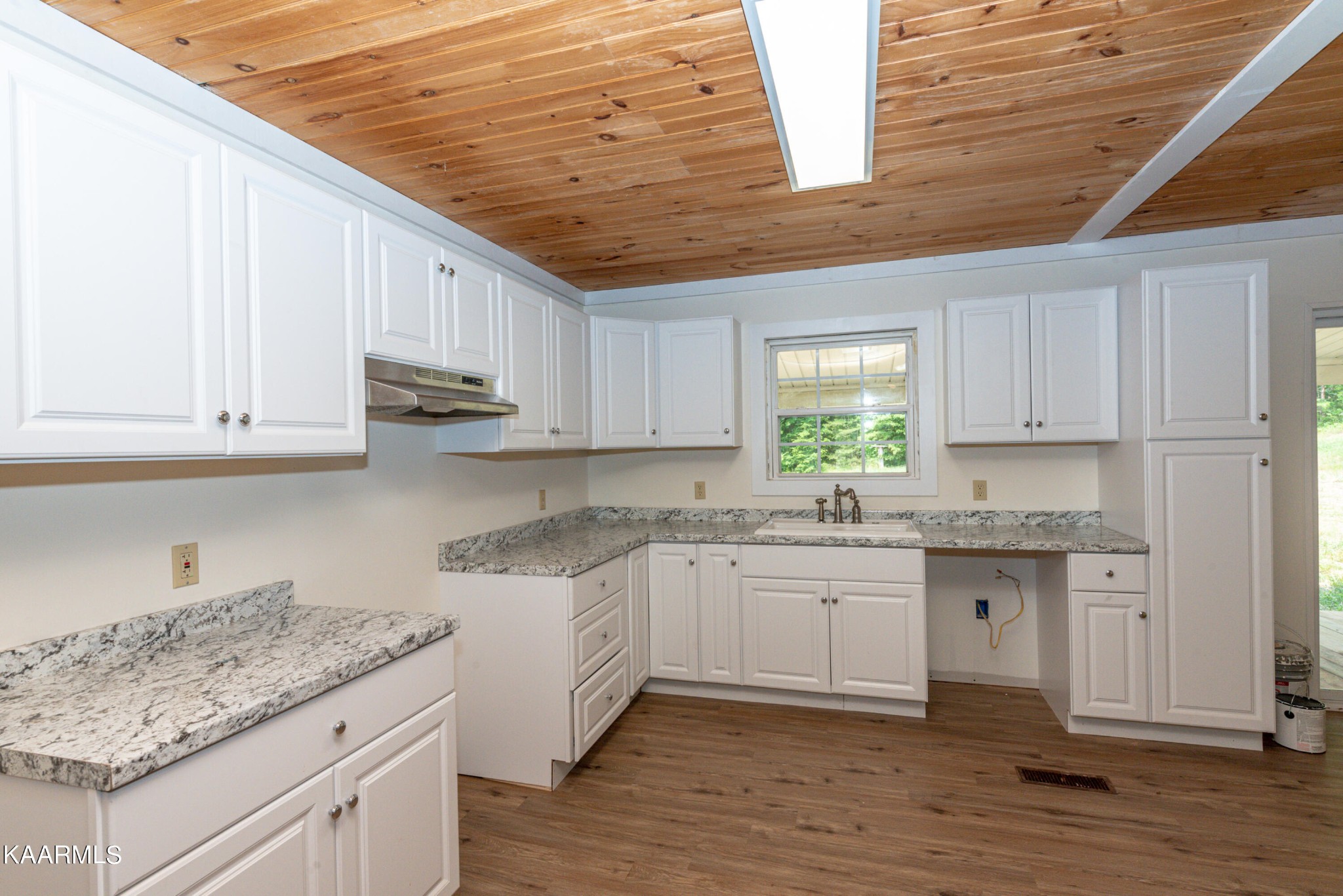 281 Boiling Springs Road Vonore, TN 37885 - Photo 11 of 36 Gallery Image 11