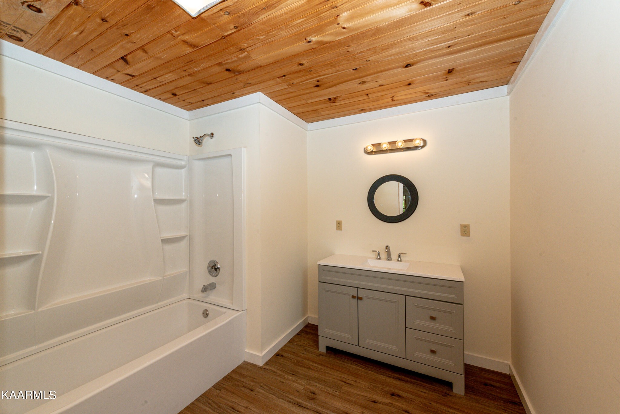 281 Boiling Springs Road Vonore, TN 37885 - Photo 18 of 36 Gallery Image 18
