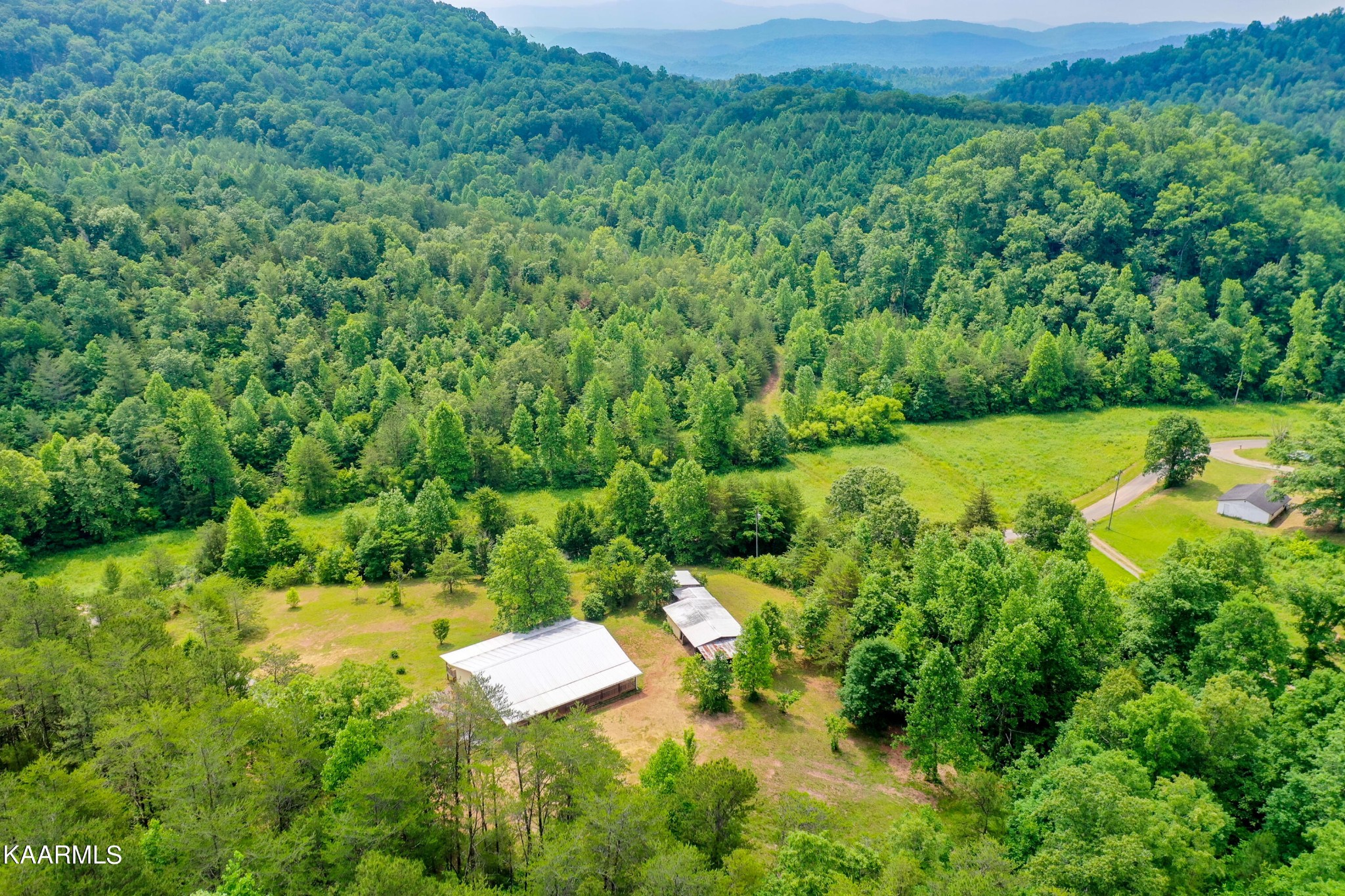 281 Boiling Springs Road Vonore, TN 37885 - Photo 31 of 36 Gallery Image 31