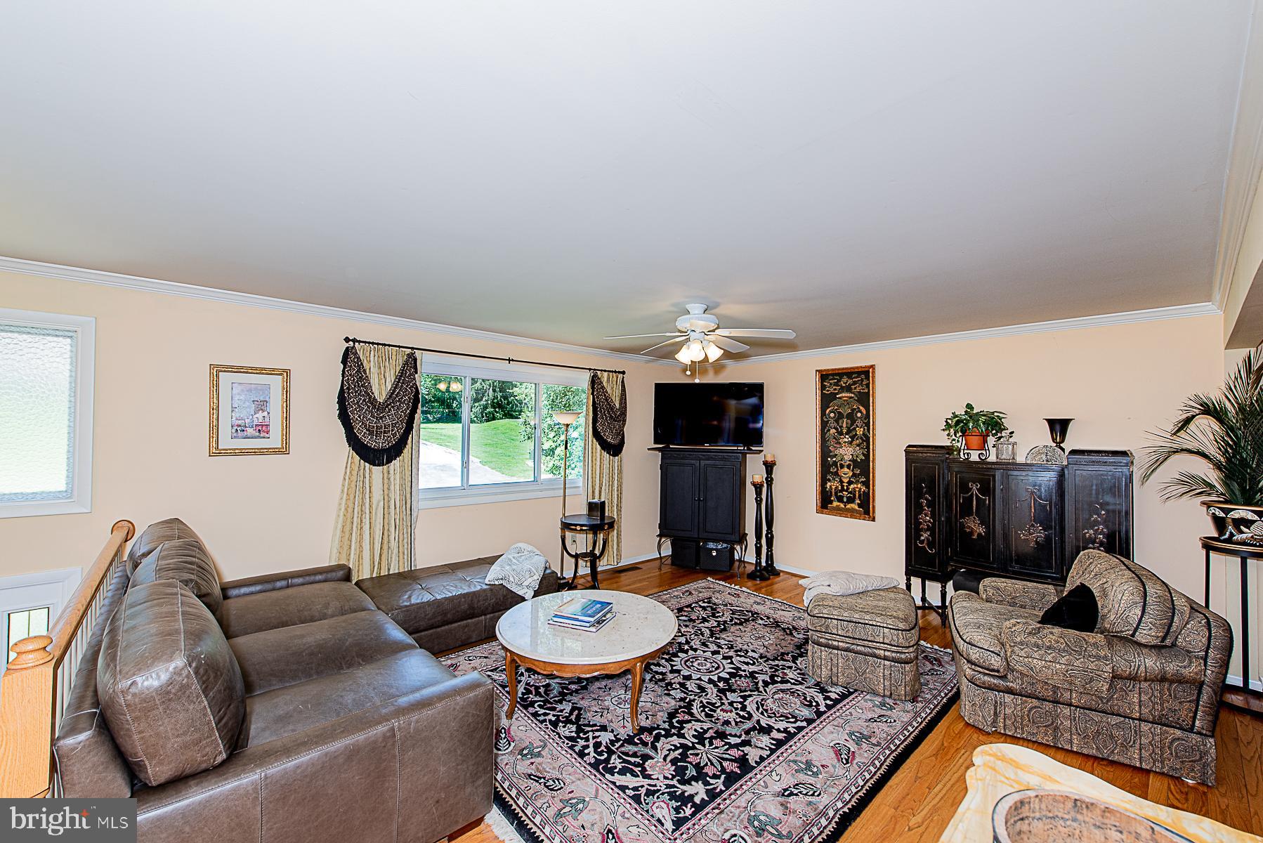 3605 Valley Road Ellicott City, MD 21042 - Photo 15 of 34 Upper Level Living Room