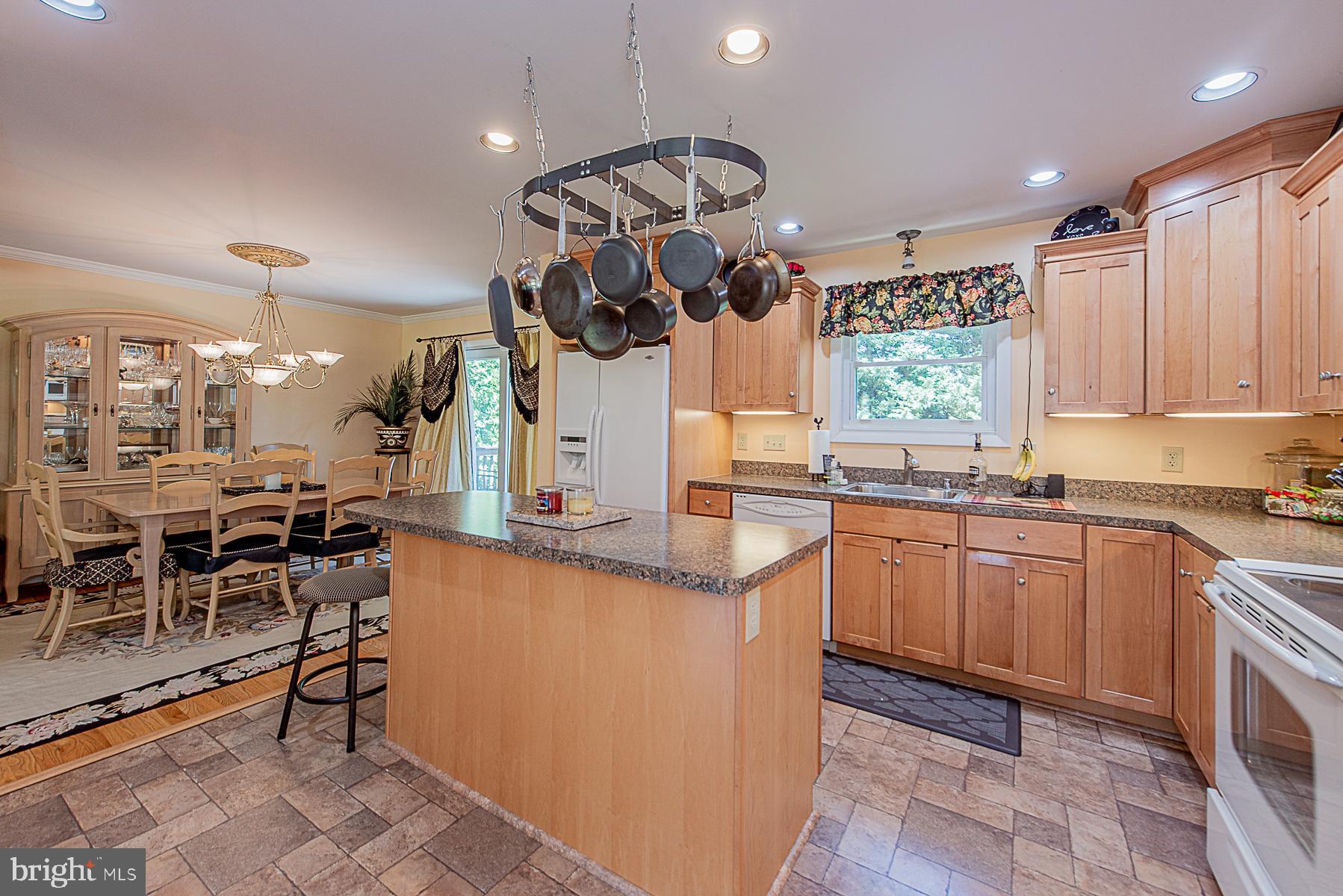 3605 Valley Road Ellicott City, MD 21042 - Photo 17 of 34 Kitchen