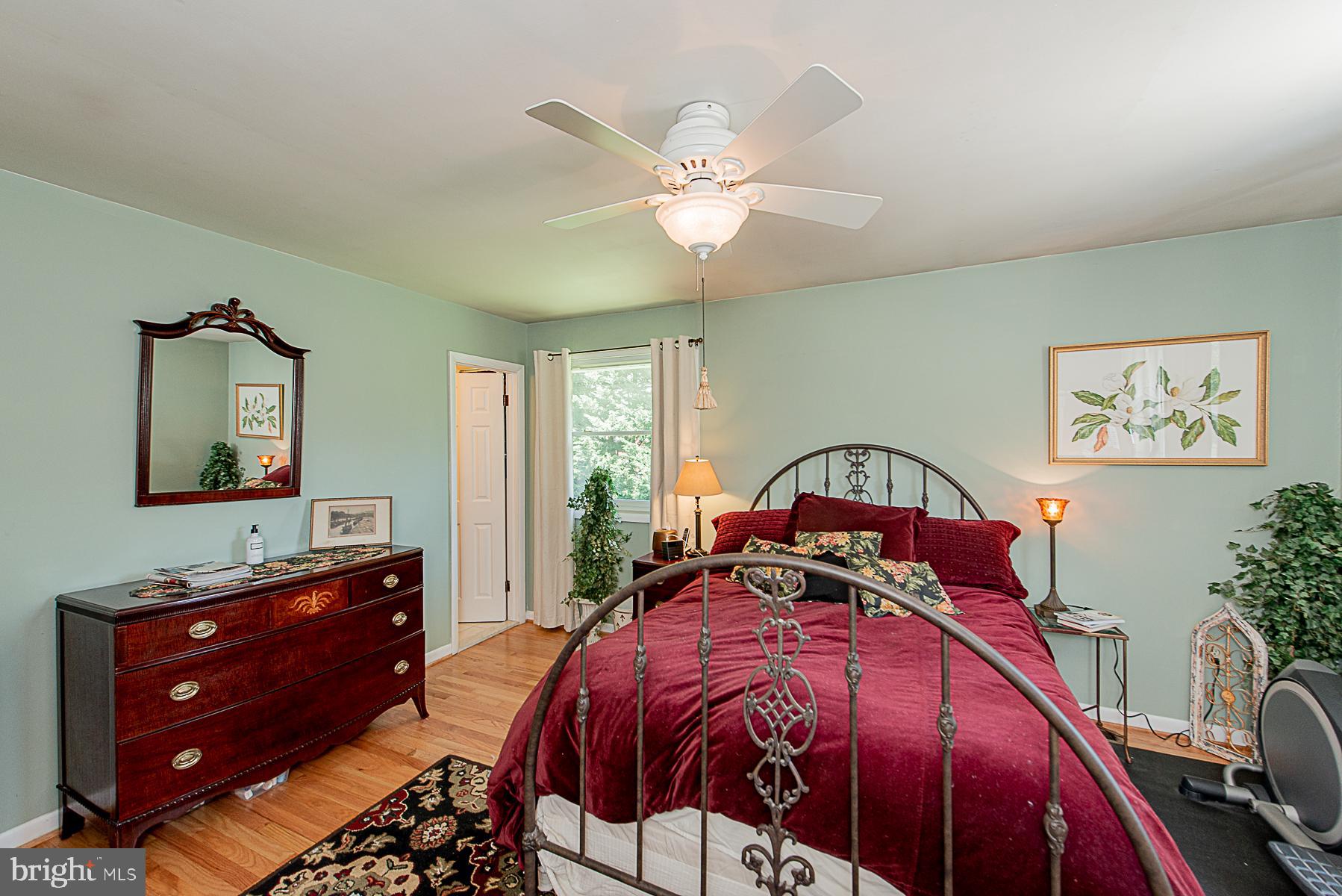 3605 Valley Road Ellicott City, MD 21042 - Photo 4 of 34 Owners Suite