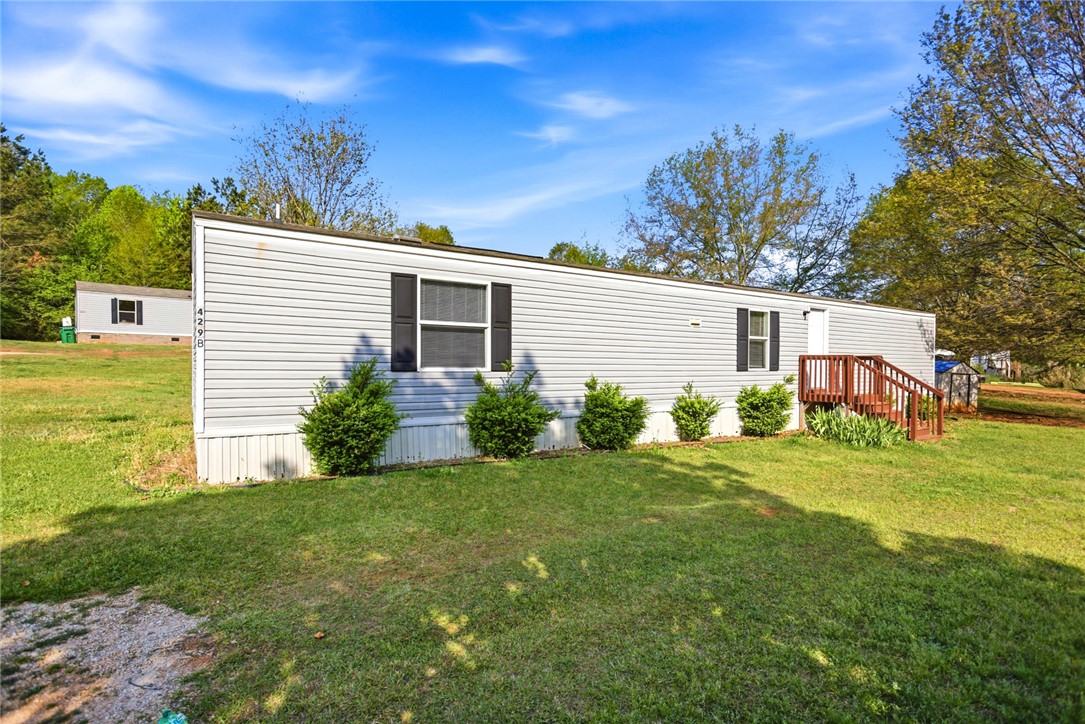 429 B Brown Farm Road Seneca, SC 29678 - Photo 26 of 27