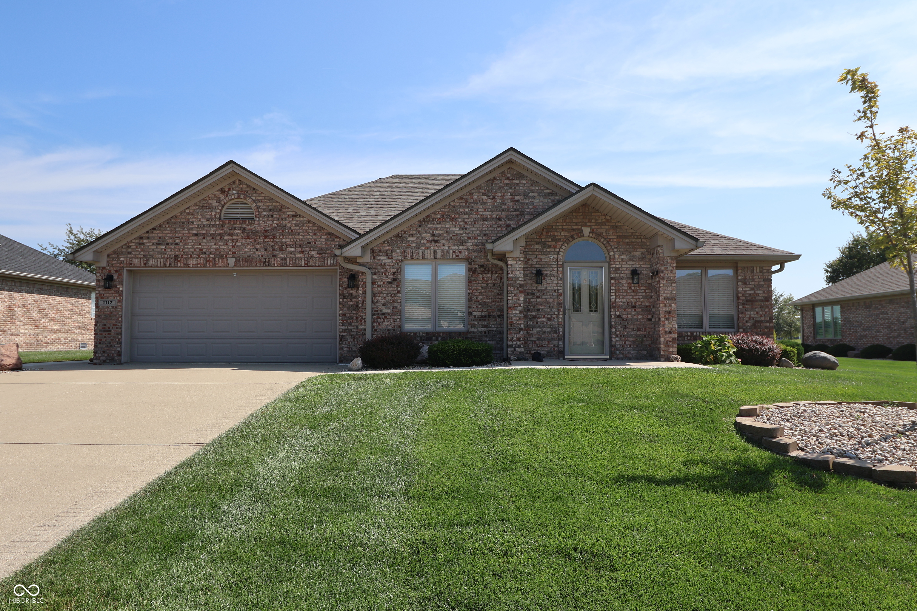 1117 Constitution Drive Edinburgh, IN 46124 - Photo 1 of 27