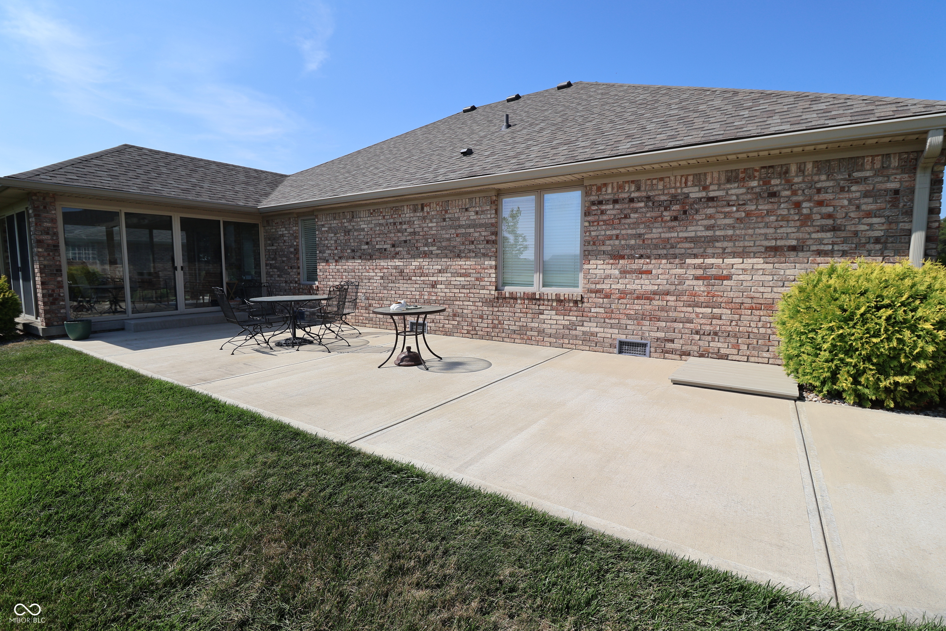 1117 Constitution Drive Edinburgh, IN 46124 - Photo 25 of 27