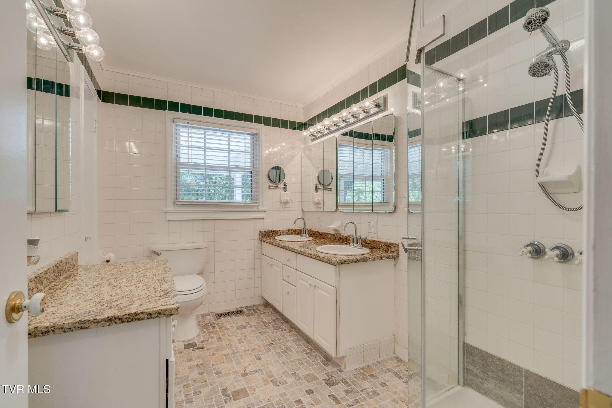 860 Baileyton Road Greeneville, TN 37745 - Photo 19 of 47 012