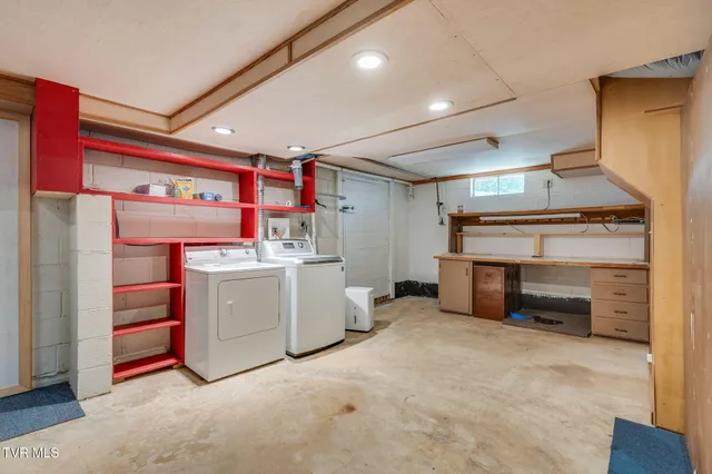 $499,900 | 860 Baileyton Road, Greeneville, TN 37745