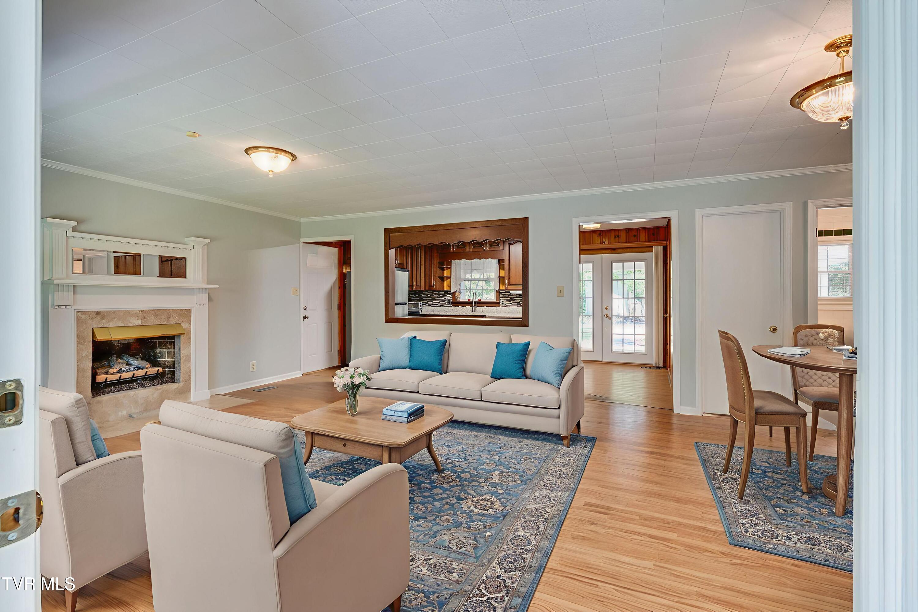 860 Baileyton Road Greeneville, TN 37745 - Photo 10 of 47 Virtual Staging Cloud - 003.jpg-December